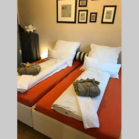 Sonnig, Modern, Zentral Mit Parkhaus Nebenan Checkin123 Appartement Wiesbaden Buitenkant foto