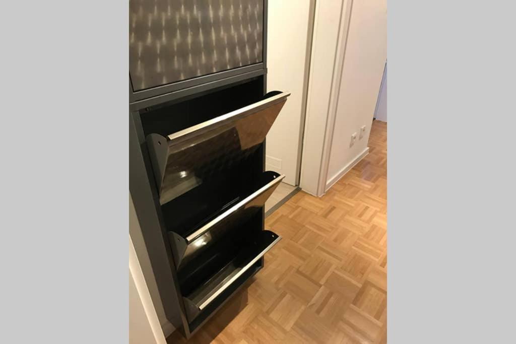 Sonnig, Modern, Zentral Mit Parkhaus Nebenan Checkin123 Appartement